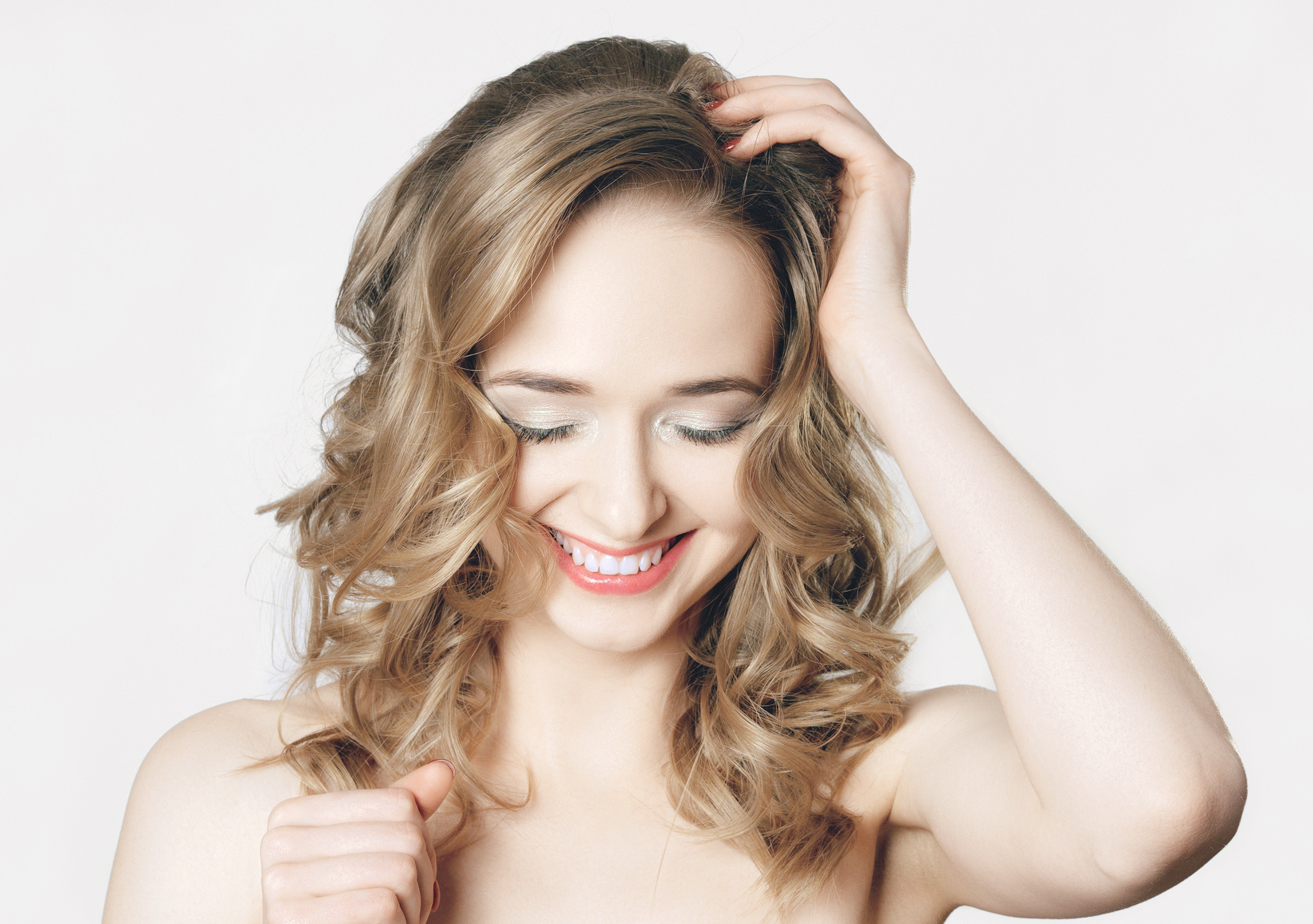 ��������